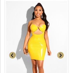 Yellow ultimate spring mini dress